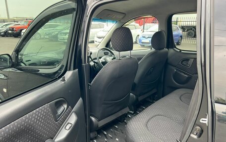 Toyota FunCargo, 2003 год, 699 999 рублей, 17 фотография