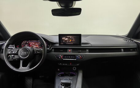 Audi A4, 2019 год, 3 100 000 рублей, 12 фотография