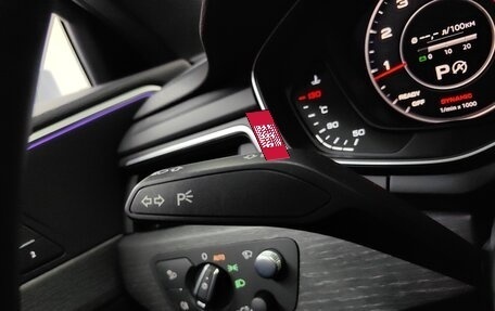 Audi A4, 2019 год, 3 100 000 рублей, 21 фотография