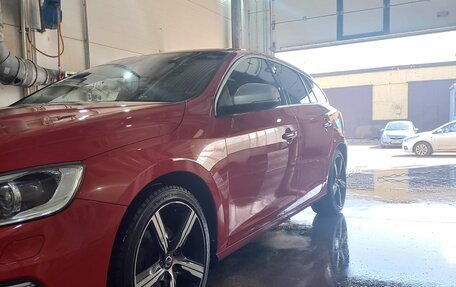 Volvo V60 I, 2018 год, 2 450 000 рублей, 3 фотография