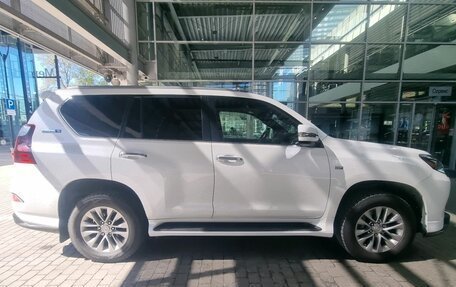 Lexus GX II, 2019 год, 7 000 000 рублей, 3 фотография