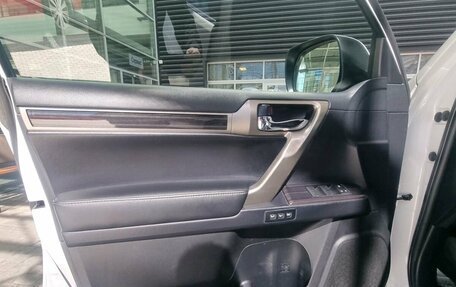 Lexus GX II, 2019 год, 7 000 000 рублей, 9 фотография