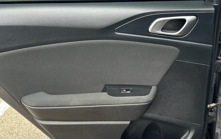 KIA cee'd III, 2019 год, 1 920 000 рублей, 37 фотография