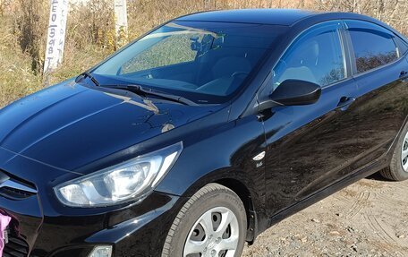 Hyundai Solaris II рестайлинг, 2012 год, 790 000 рублей, 1 фотография