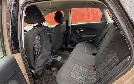 Volkswagen Polo VI (EU Market), 2017 год, 900 000 рублей, 9 фотография
