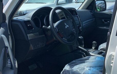 Mitsubishi Pajero IV, 2021 год, 5 500 000 рублей, 7 фотография