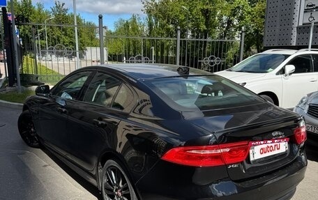 Jaguar XE I рестайлинг, 2017 год, 2 900 000 рублей, 5 фотография