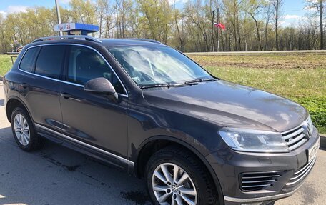 Volkswagen Touareg III, 2012 год, 1 800 000 рублей, 3 фотография