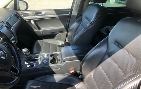 Volkswagen Touareg III, 2012 год, 1 800 000 рублей, 6 фотография