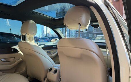 Mercedes-Benz GLC, 2017 год, 3 400 000 рублей, 12 фотография