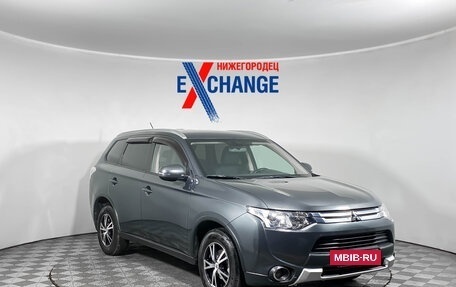 Mitsubishi Outlander III рестайлинг 3, 2014 год, 1 563 000 рублей, 2 фотография