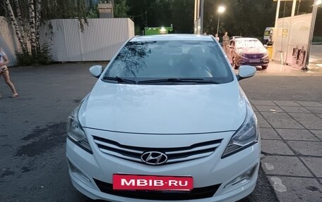 Hyundai Solaris II рестайлинг, 2015 год, 880 000 рублей, 7 фотография