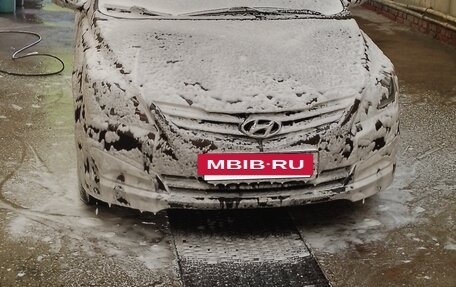 Hyundai Solaris II рестайлинг, 2015 год, 6 фотография