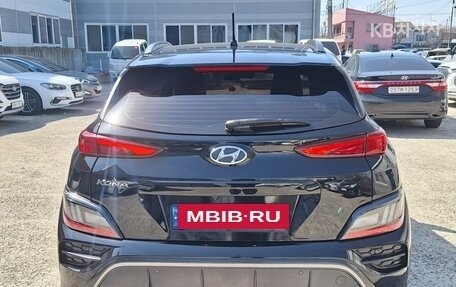 Hyundai Kona I, 2022 год, 1 375 000 рублей, 6 фотография