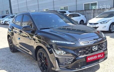Hyundai Kona I, 2022 год, 1 375 000 рублей, 3 фотография