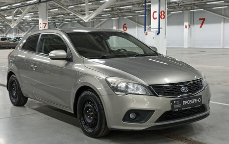 KIA cee'd I рестайлинг, 2011 год, 500 000 рублей, 3 фотография
