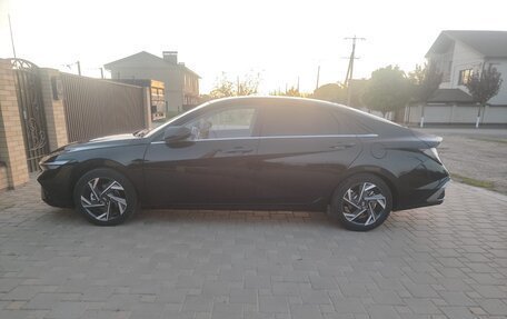 Hyundai Elantra, 2023 год, 2 250 000 рублей, 2 фотография