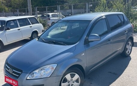 KIA cee'd I рестайлинг, 2009 год, 675 000 рублей, 2 фотография