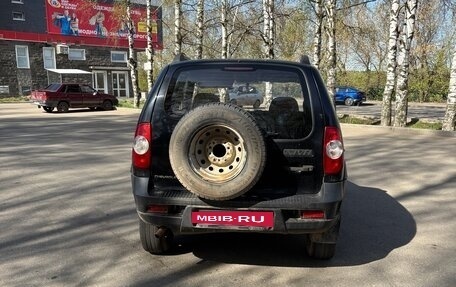 Chevrolet Niva I рестайлинг, 2010 год, 380 000 рублей, 4 фотография