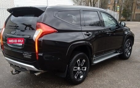 Mitsubishi Pajero Sport III рестайлинг, 2019 год, 2 840 000 рублей, 4 фотография