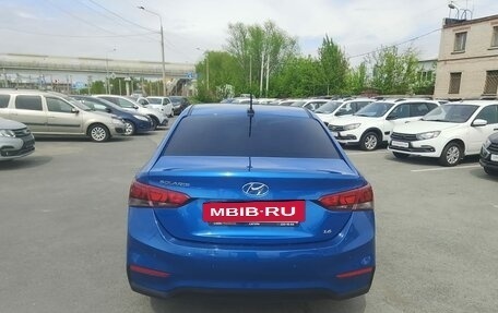 Hyundai Solaris II рестайлинг, 2017 год, 950 000 рублей, 5 фотография