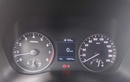 Hyundai Solaris II рестайлинг, 2017 год, 950 000 рублей, 13 фотография