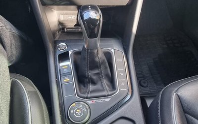 Volkswagen Tiguan II, 2021 год, 3 800 000 рублей, 1 фотография