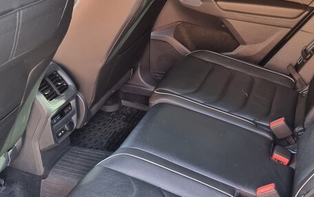 Volkswagen Tiguan II, 2021 год, 3 800 000 рублей, 12 фотография