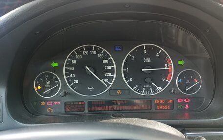 BMW 5 серия, 2003 год, 650 000 рублей, 14 фотография