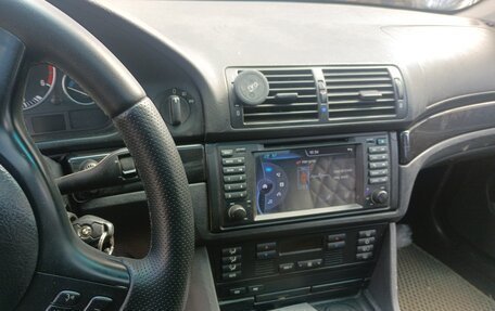 BMW 5 серия, 2003 год, 650 000 рублей, 8 фотография
