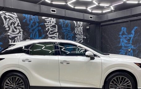 Lexus RX IV рестайлинг, 2024 год, 8 950 000 рублей, 5 фотография