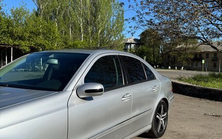 Mercedes-Benz E-Класс, 2004 год, 1 500 000 рублей, 3 фотография