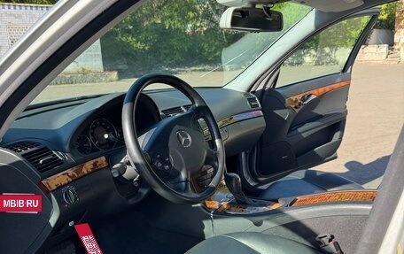 Mercedes-Benz E-Класс, 2004 год, 1 500 000 рублей, 7 фотография