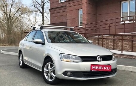 Volkswagen Jetta VI, 2011 год, 819 000 рублей, 4 фотография