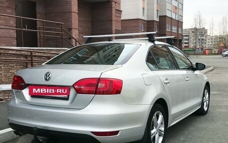 Volkswagen Jetta VI, 2011 год, 819 000 рублей, 12 фотография