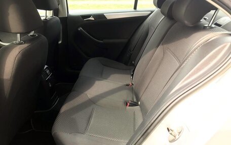 Volkswagen Jetta VI, 2011 год, 819 000 рублей, 23 фотография