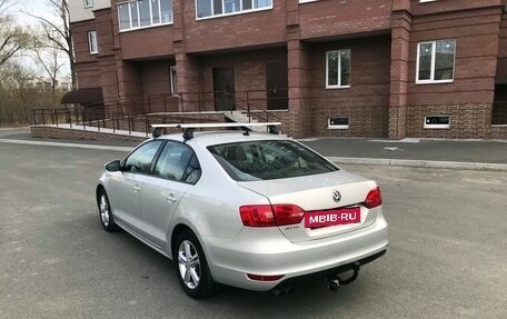 Volkswagen Jetta VI, 2011 год, 819 000 рублей, 14 фотография