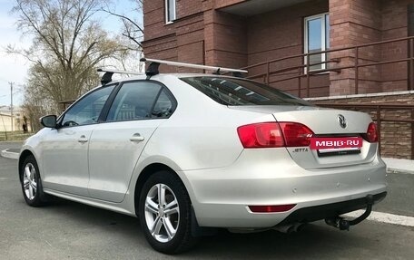 Volkswagen Jetta VI, 2011 год, 819 000 рублей, 15 фотография