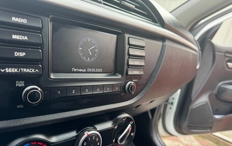 KIA Rio IV, 2018 год, 1 190 000 рублей, 16 фотография