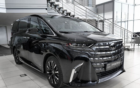 Toyota Alphard, 2024 год, 15 760 000 рублей, 3 фотография