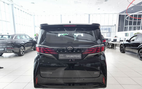 Toyota Alphard, 2024 год, 15 760 000 рублей, 7 фотография