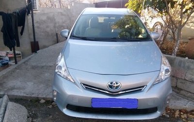 Toyota Prius v (+) I (ZVW40/41) рестайлинг, 2012 год, 1 450 000 рублей, 1 фотография