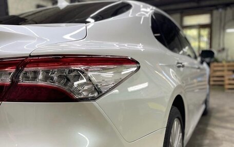 Toyota Camry, 2020 год, 3 500 000 рублей, 2 фотография