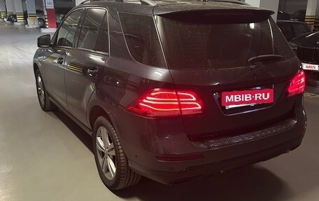 Mercedes-Benz GLE, 2015 год, 3 990 000 рублей, 11 фотография