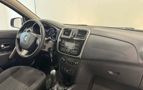Renault Sandero II рестайлинг, 2017 год, 895 000 рублей, 13 фотография