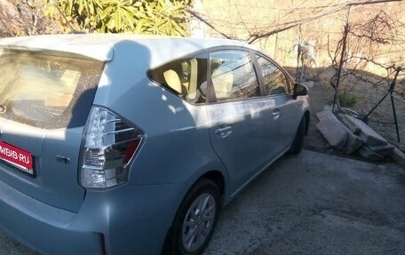 Toyota Prius v (+) I (ZVW40/41) рестайлинг, 2012 год, 1 450 000 рублей, 2 фотография