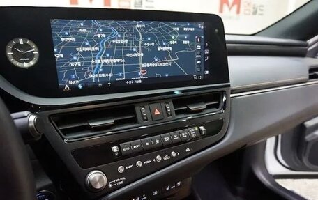 Lexus ES VII, 2022 год, 4 750 000 рублей, 9 фотография