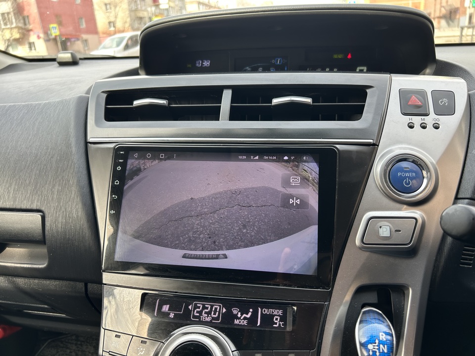 Toyota Prius Alpha I (ZVW40/41) рестайлинг, 2016 год, 1 700 000 рублей, 5 фотография