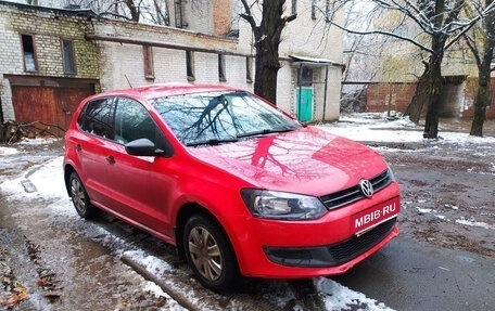 Volkswagen Polo VI (EU Market), 2010 год, 700 000 рублей, 1 фотография