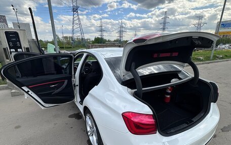 BMW 3 серия, 2016 год, 1 900 000 рублей, 17 фотография